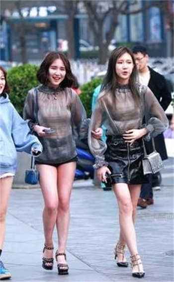 网吧搭讪网瘾女