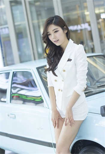 游泳池173女主叫什么