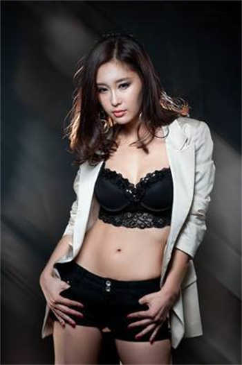 我的校花女奴