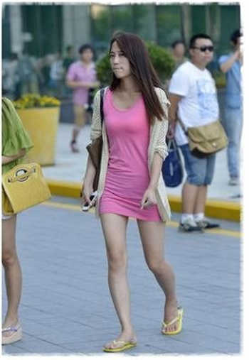 撕碎黑色职业ol套裙