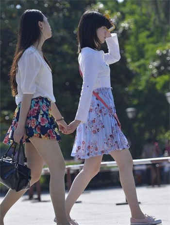 小米怎样把视频缓存到相册