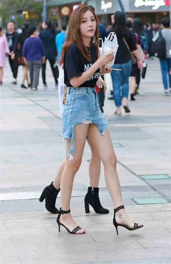 cosplayr18无下限图