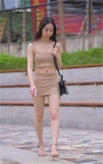 小东西还敢吃避孕药