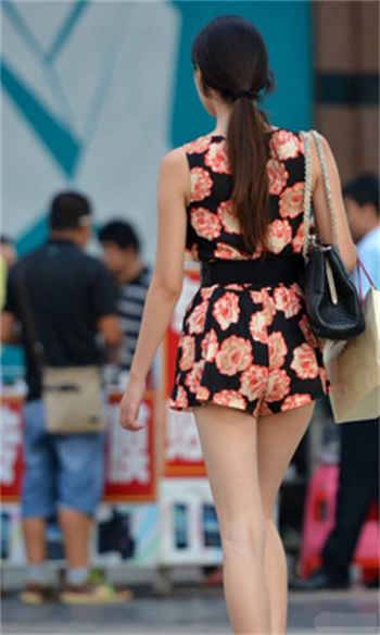 情侣之间的sp实践男打女