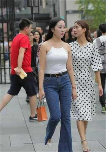 女王妈妈收儿子qq