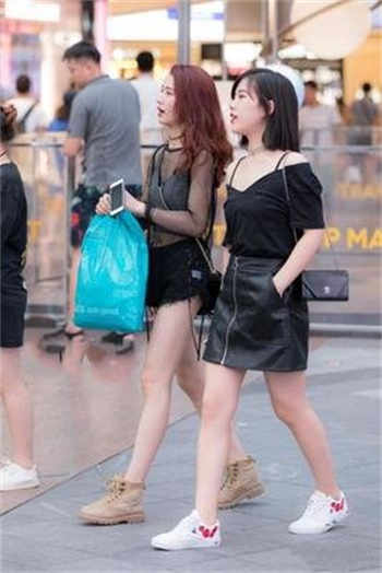 男生喝女生尿的故事