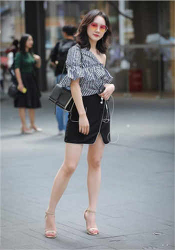 唐宫艳史之韦皇后与女婿