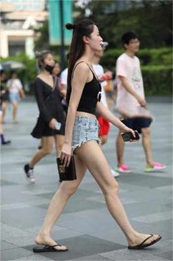 夏夕绾陆寒霆最新节目