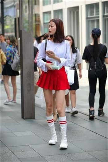 女子为了不交房租主动勺引房东