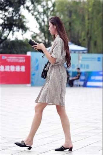 请收藏五个以上域名