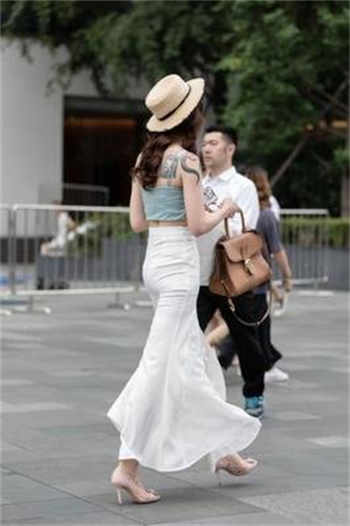 被激怒的快递员2集