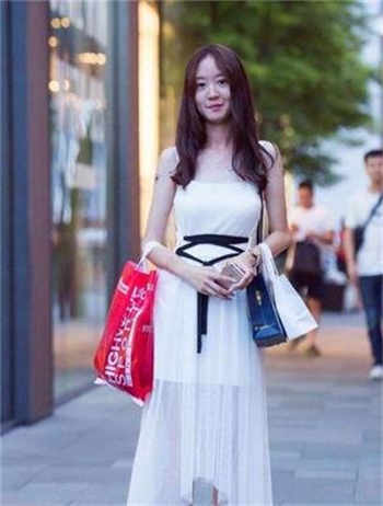 比萨饼送货上门是个借口