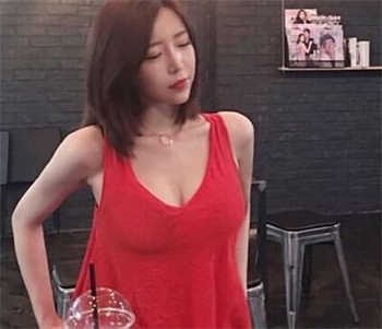 女友萱颖 夜市捞金鱼